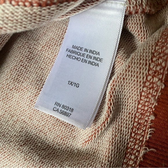 Lucky Brand Raw Hem Fall Cowl
Neck French Terry Tunic SZ 1X
Dark Thrush - Picture 7 of 12